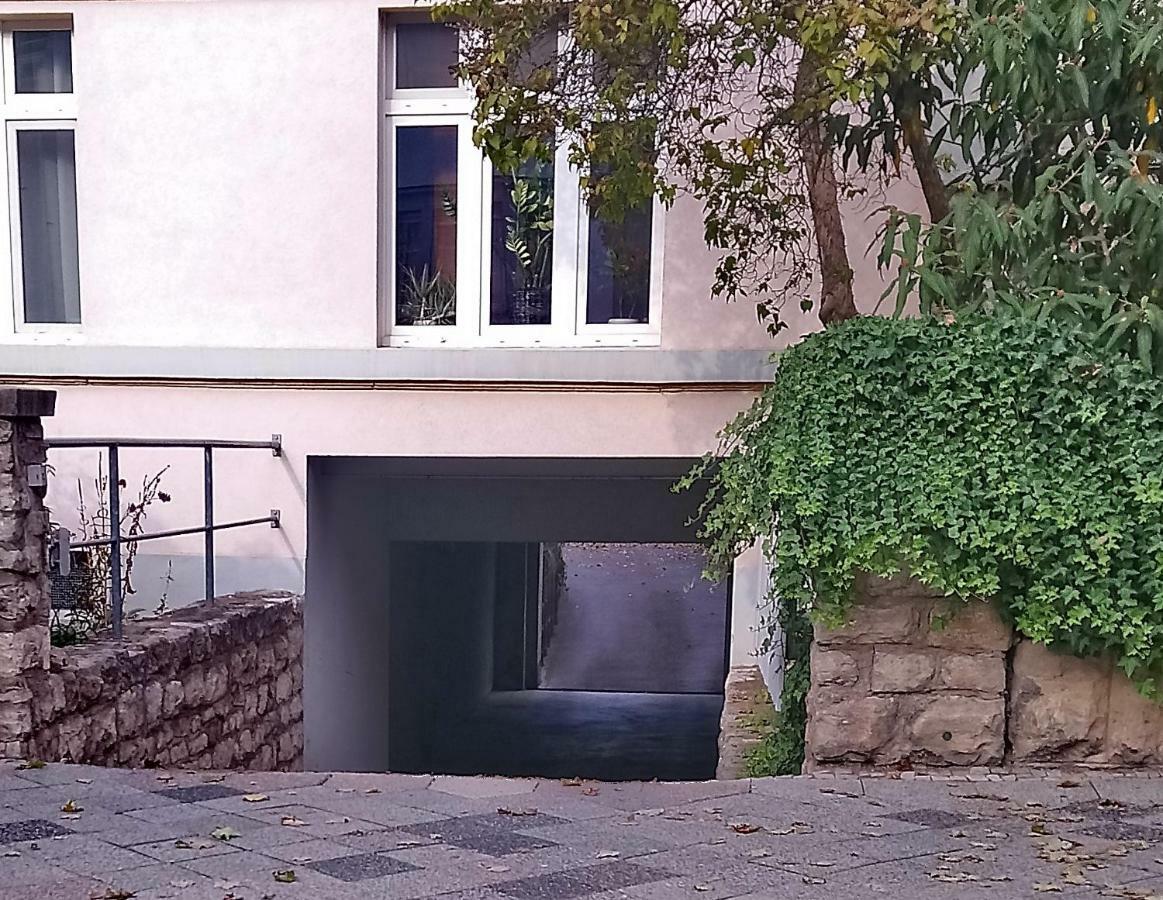 Ferienwohnung Mit 2 Schlafzimmern Und Parkplatz Erfurt Eksteriør bilde